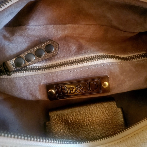 💯 Be & D Leather & Grommet Stud Satchel - Picture 10 of 15